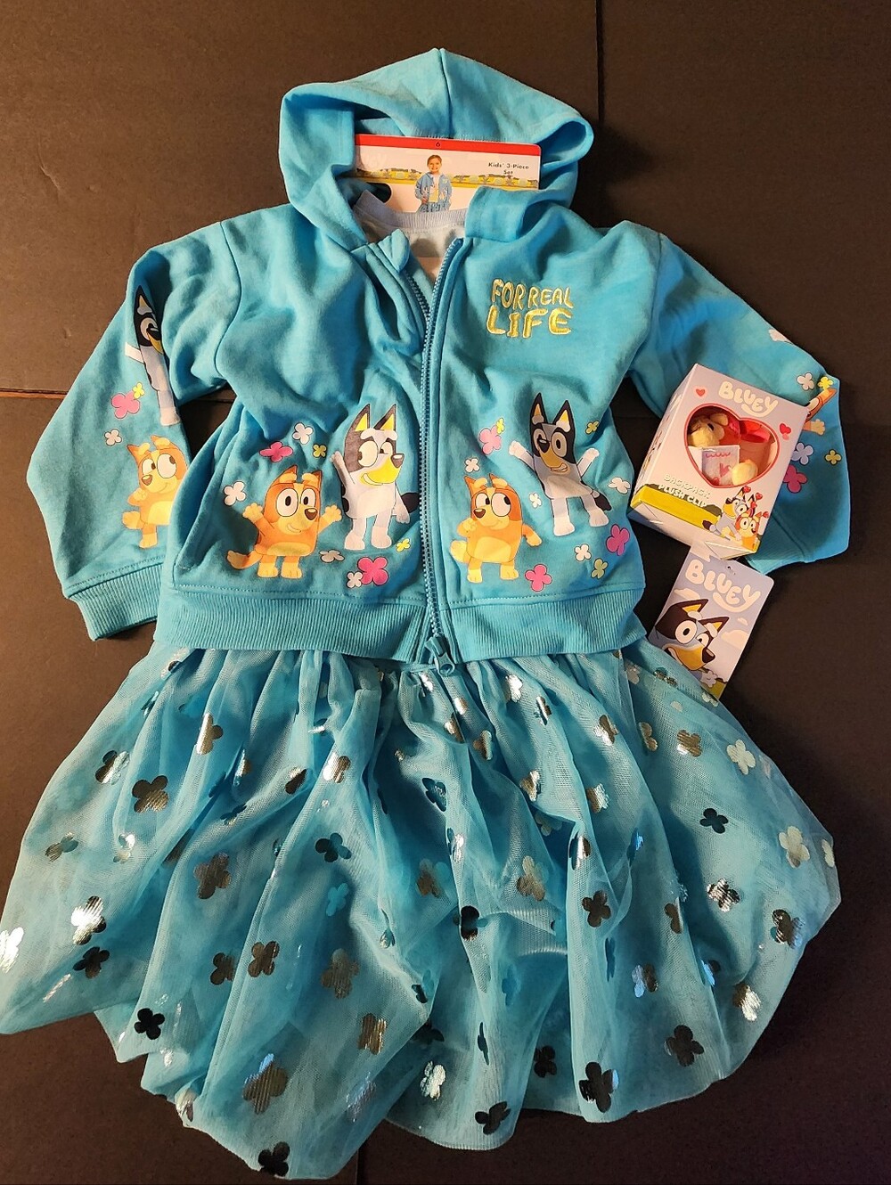 Girls 3 Piece Set, Size 6 Bluey, Tutu, Hoodie & T-shirt, Plus Backpack Clip